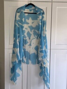 RARE Virginia Johnson Shades Of Blue Patterned Lightweight MERINO wool Scarf